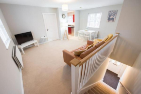 Space Apartments - Parking - Fast Wifi - 2 Double Bedrooms - Smart Tv